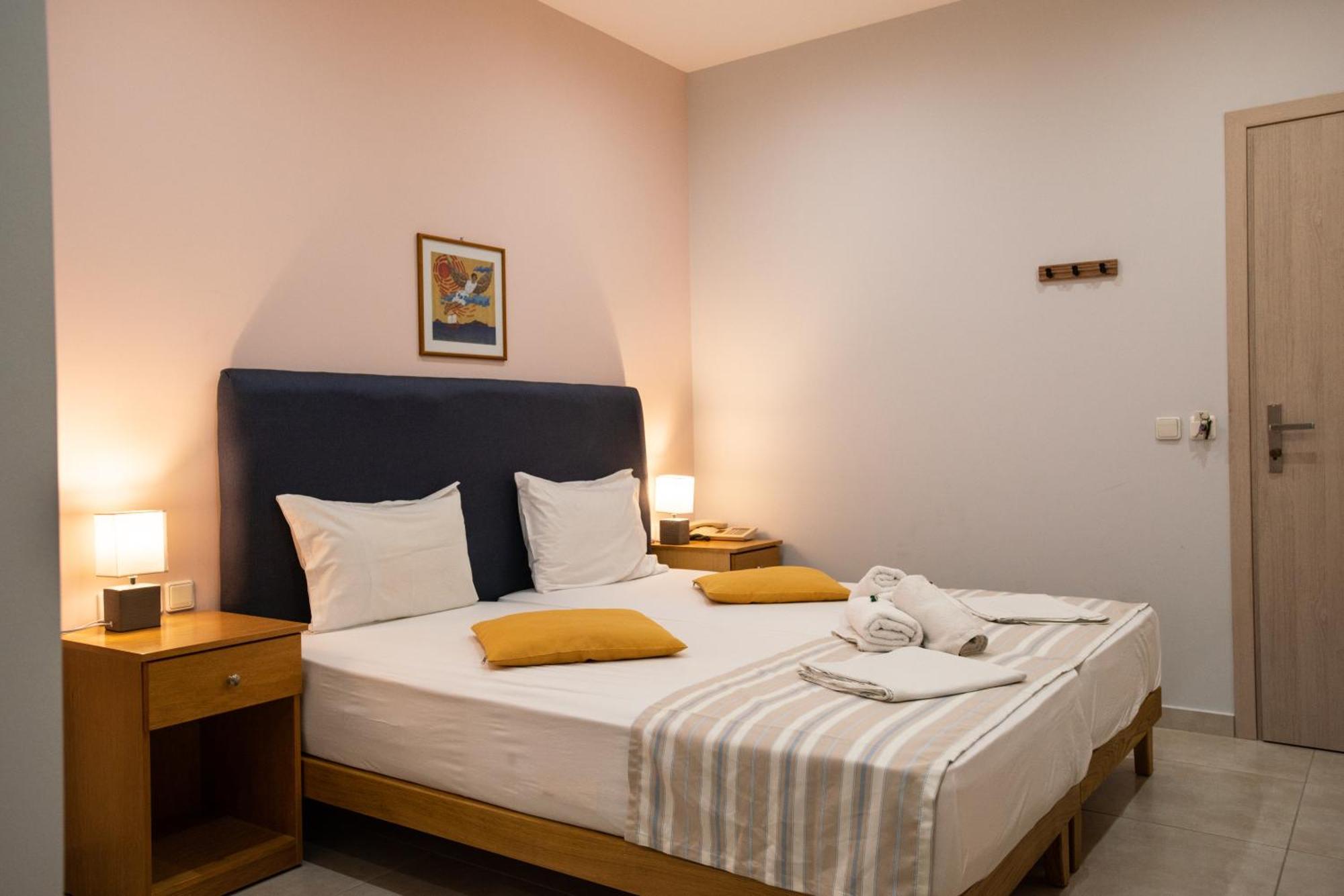 Neos Ikaros Hotel Agia Galini  Ngoại thất bức ảnh